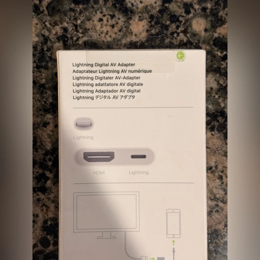 Apple Lightning Digital AV Adapter in White